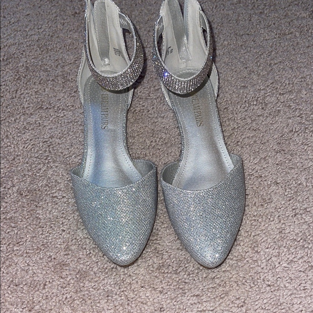Shoe Dazzle Silver Glitter Heels with Ankle Strap